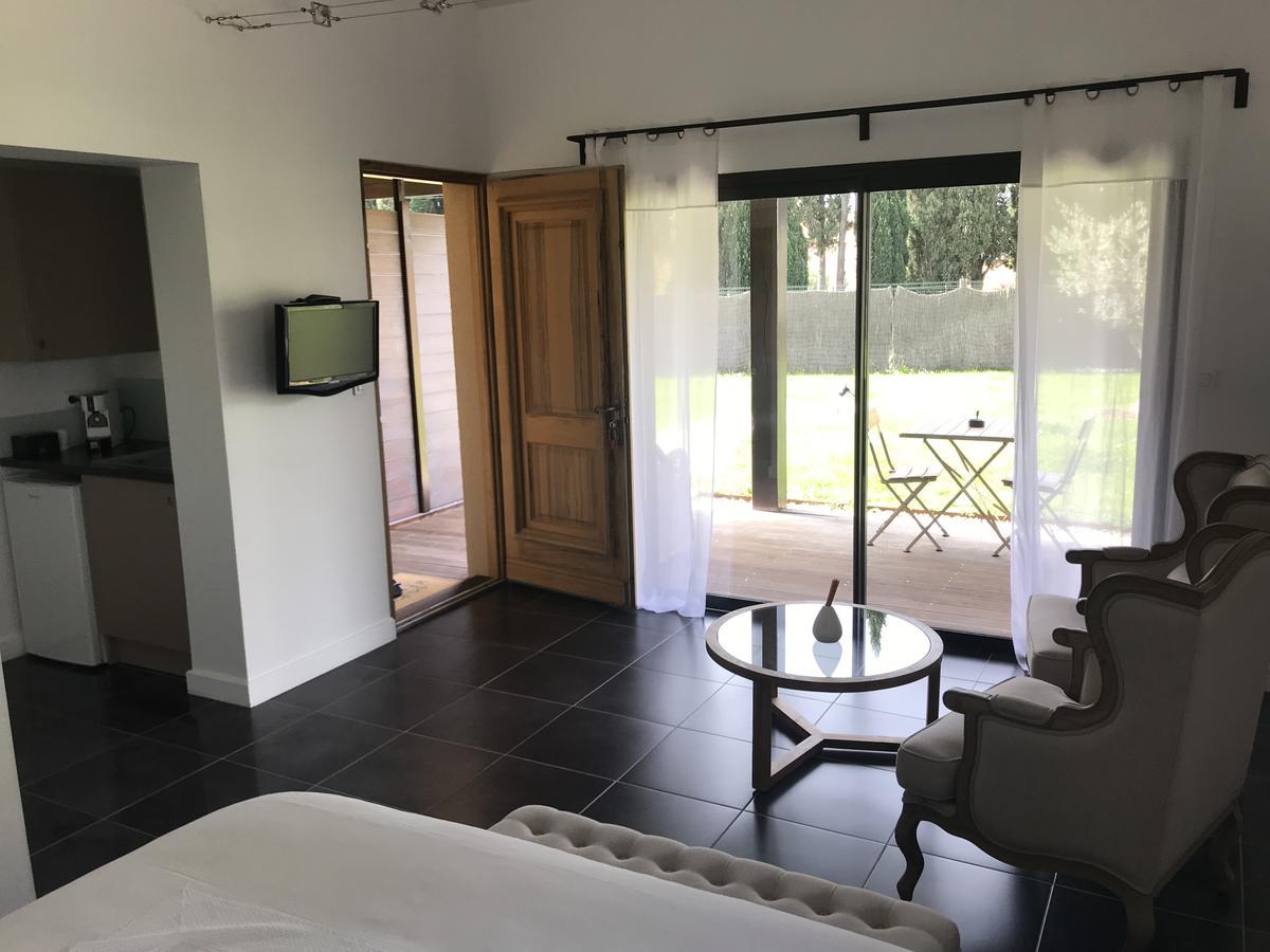 Bed and Breakfast Mas Des Limites Rognonas Zewnętrze zdjęcie
