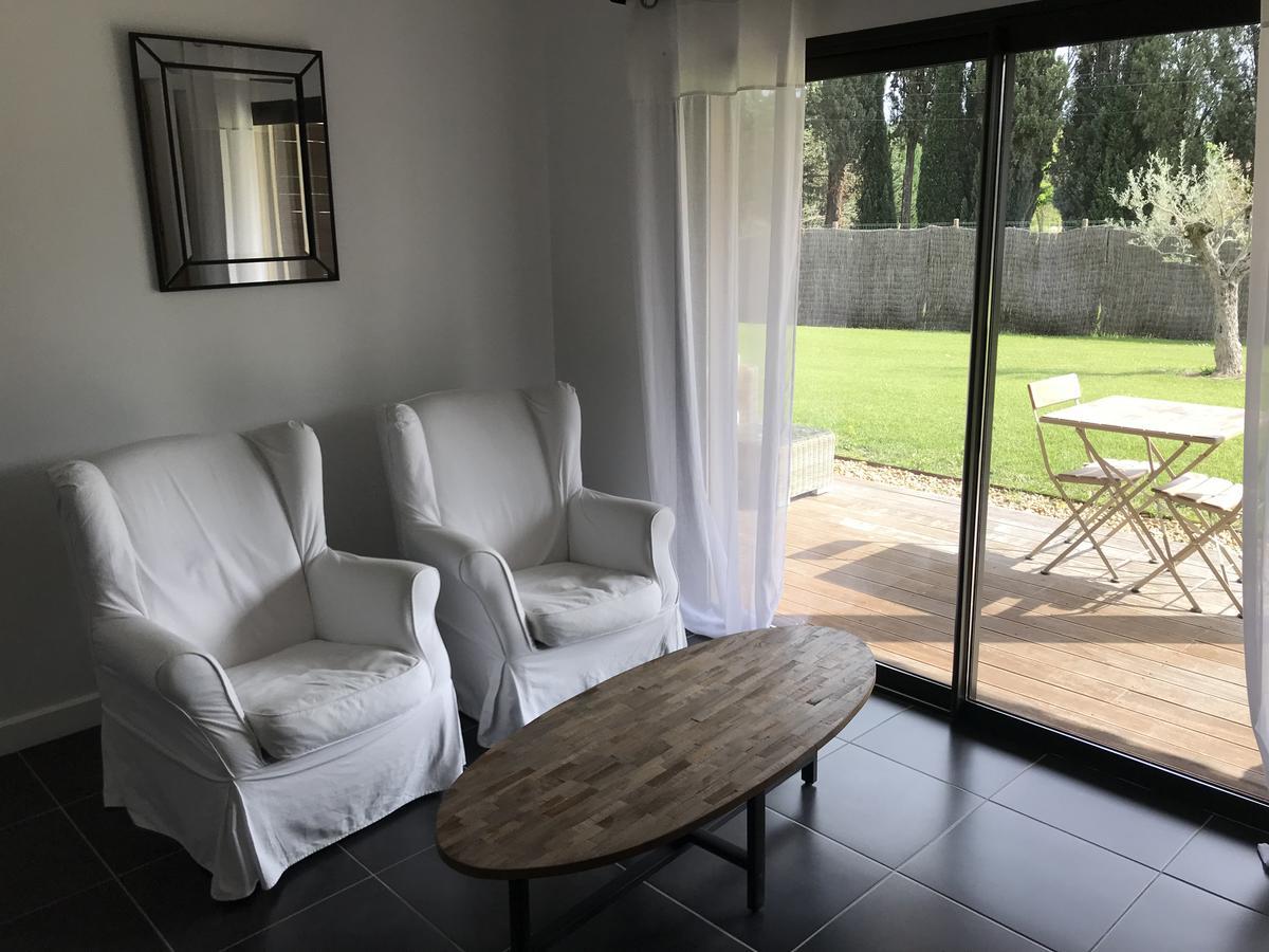 Bed and Breakfast Mas Des Limites Rognonas Zewnętrze zdjęcie